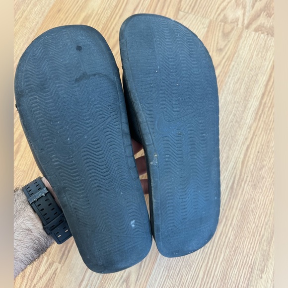 Used Nike Slides Size 12 - Picture 2 of 4